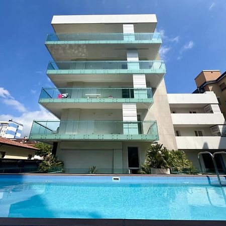 Apartment Fiore-2 By Interhome Lignano Sabbiadoro Eksteriør billede