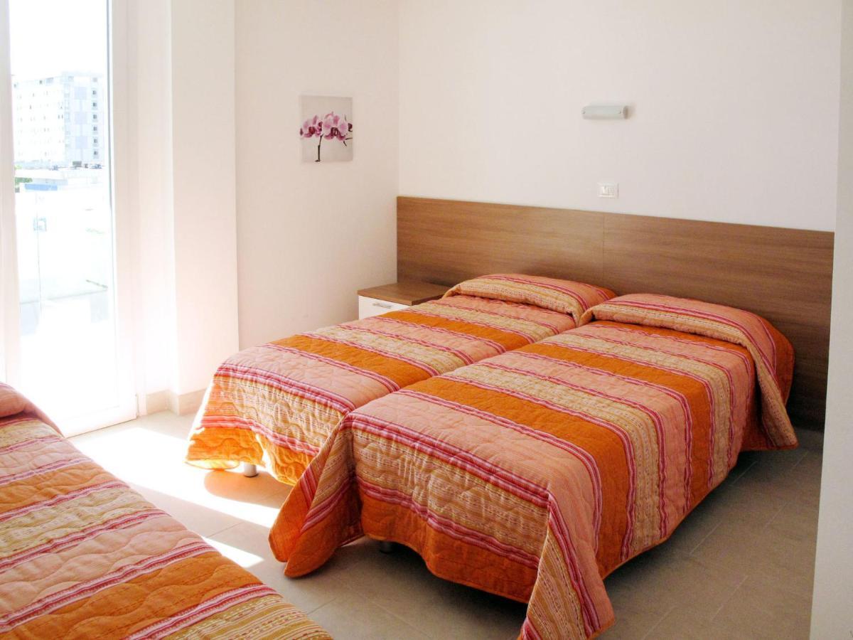 Apartment Fiore-2 By Interhome Lignano Sabbiadoro Eksteriør billede
