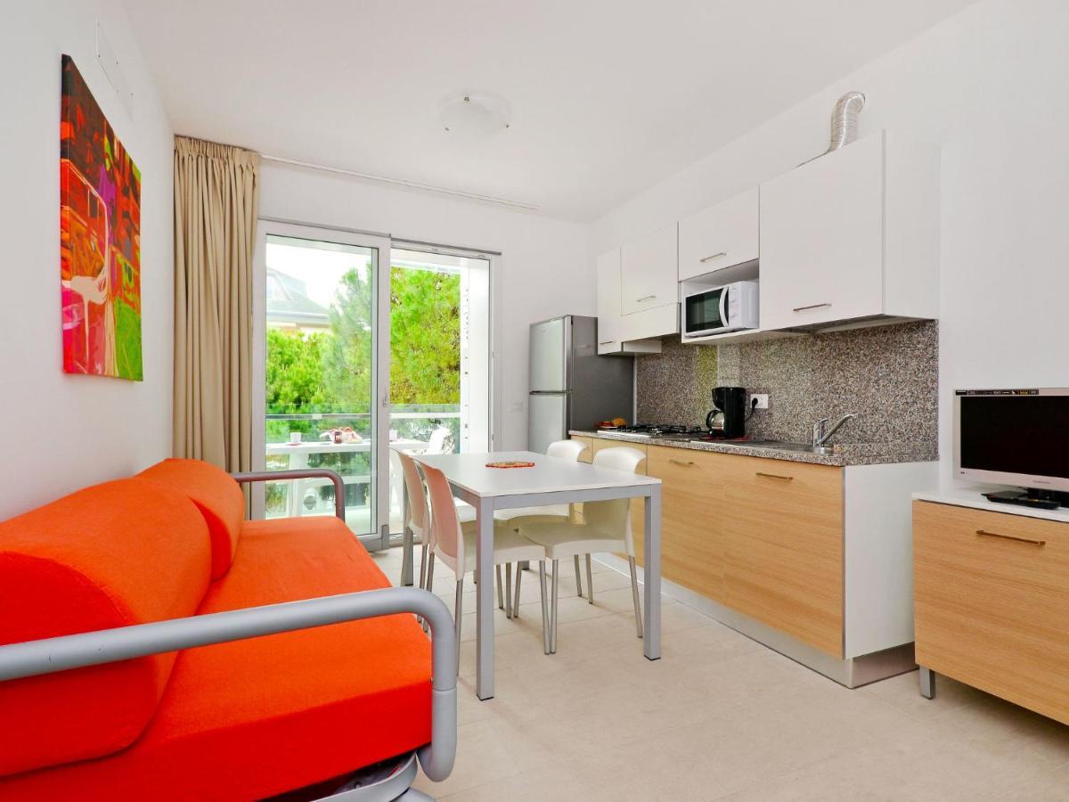 Apartment Fiore-2 By Interhome Lignano Sabbiadoro Eksteriør billede